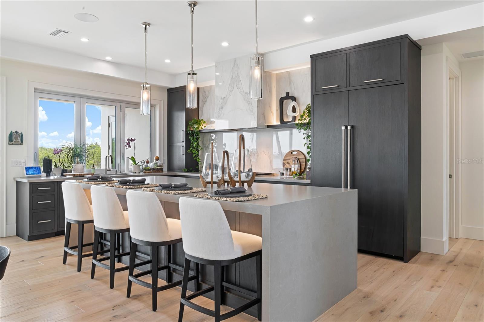 HOLMES BEACH 34TH UNIT REP - Residential