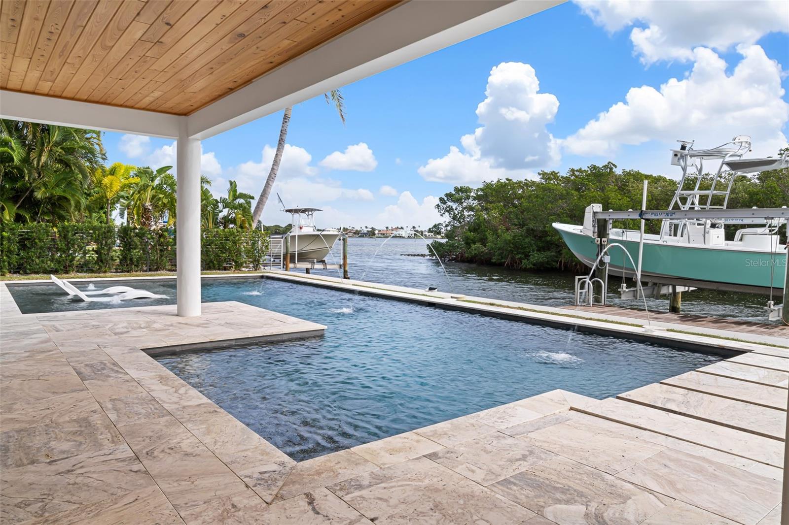 HOLMES BEACH 34TH UNIT REP - Residential