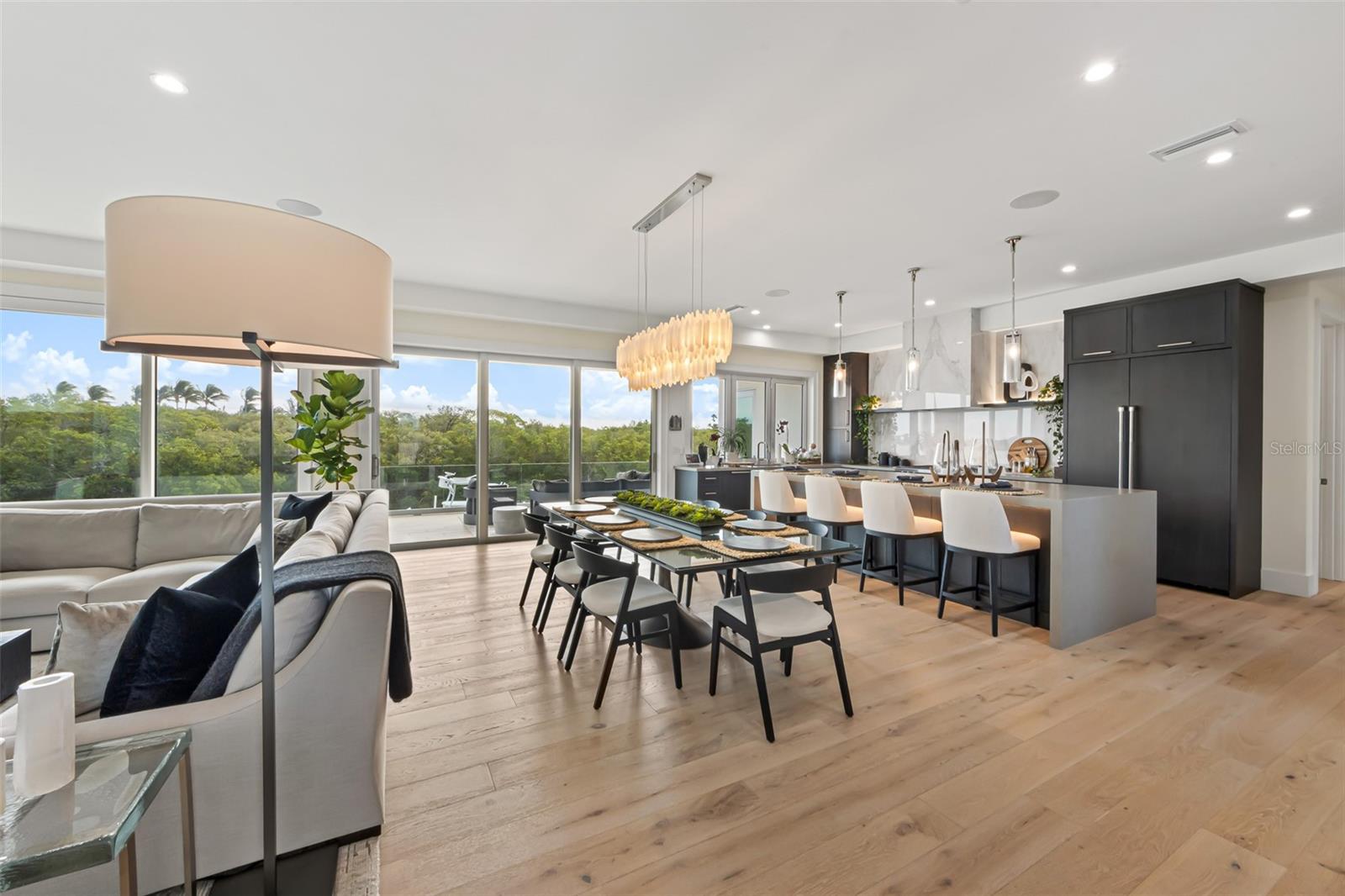 HOLMES BEACH 34TH UNIT REP - Residential