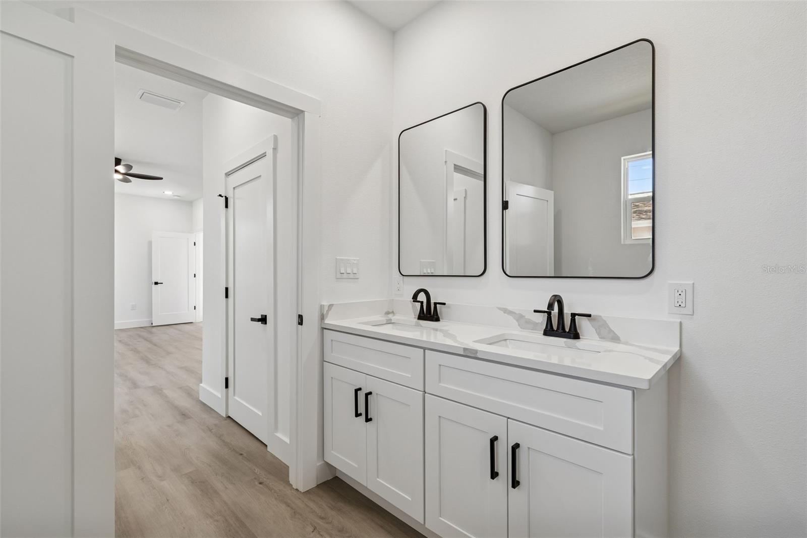 PARK LAWN - Residential