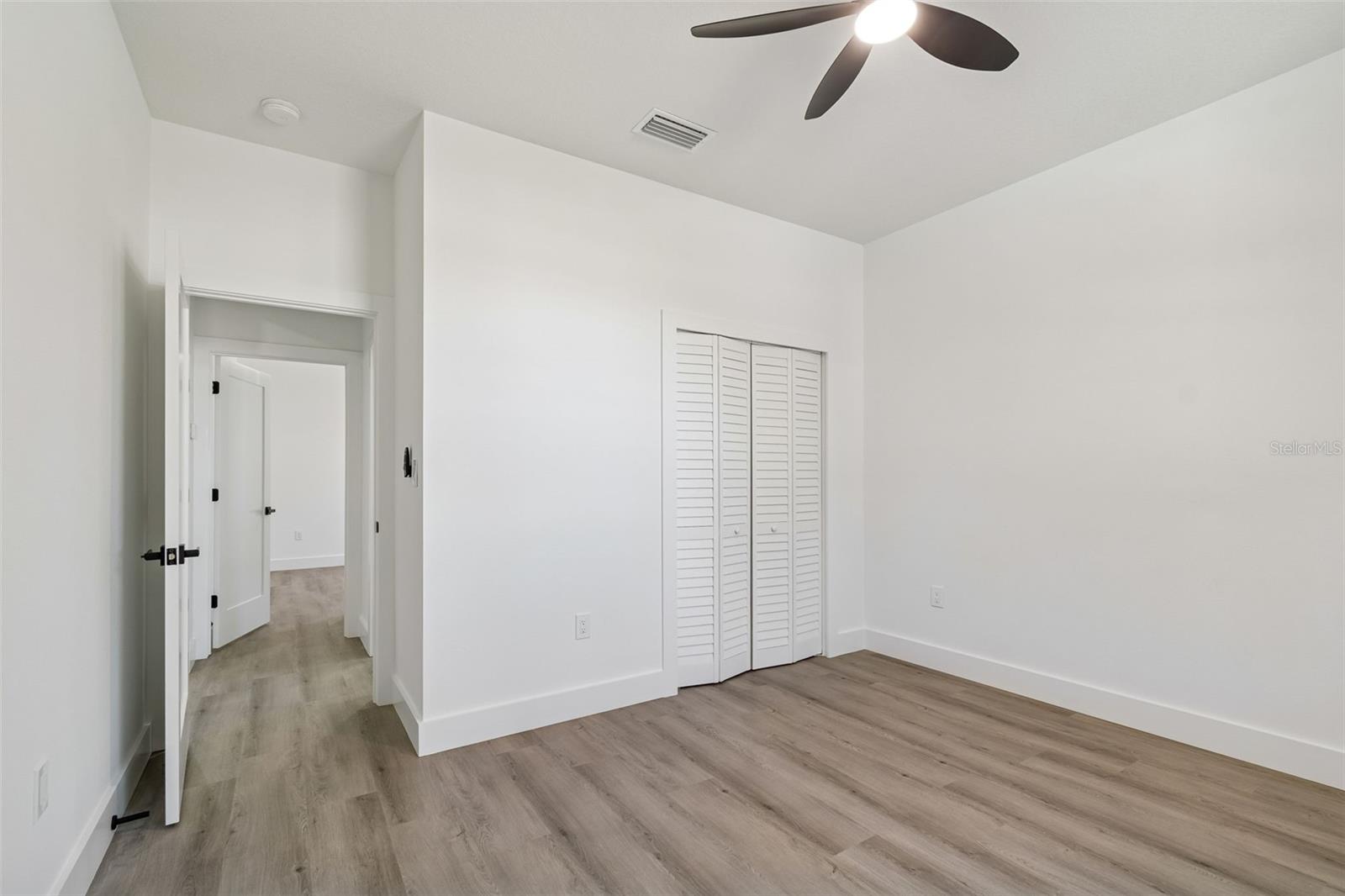 PARK LAWN - Residential