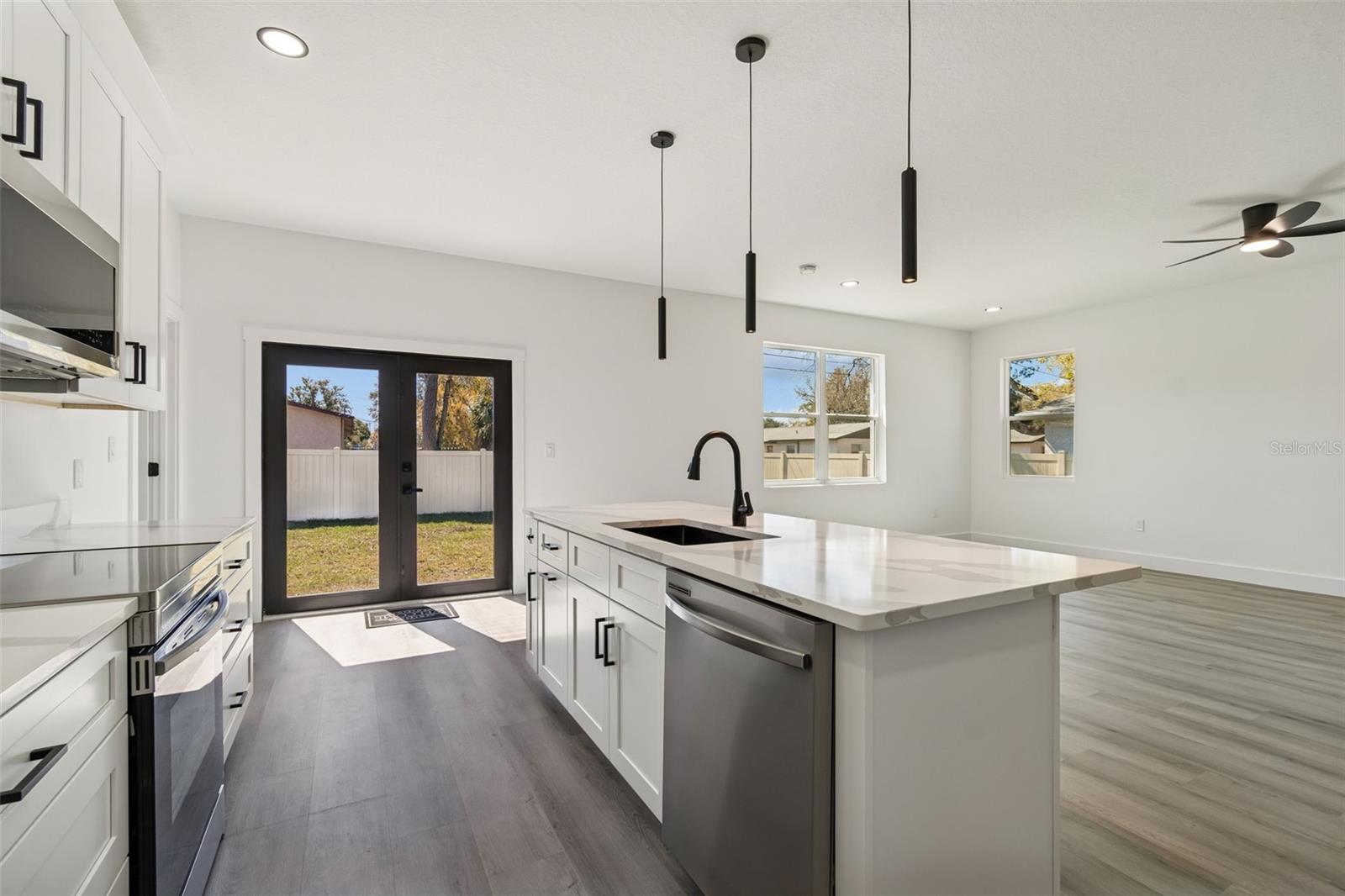 PARK LAWN - Residential