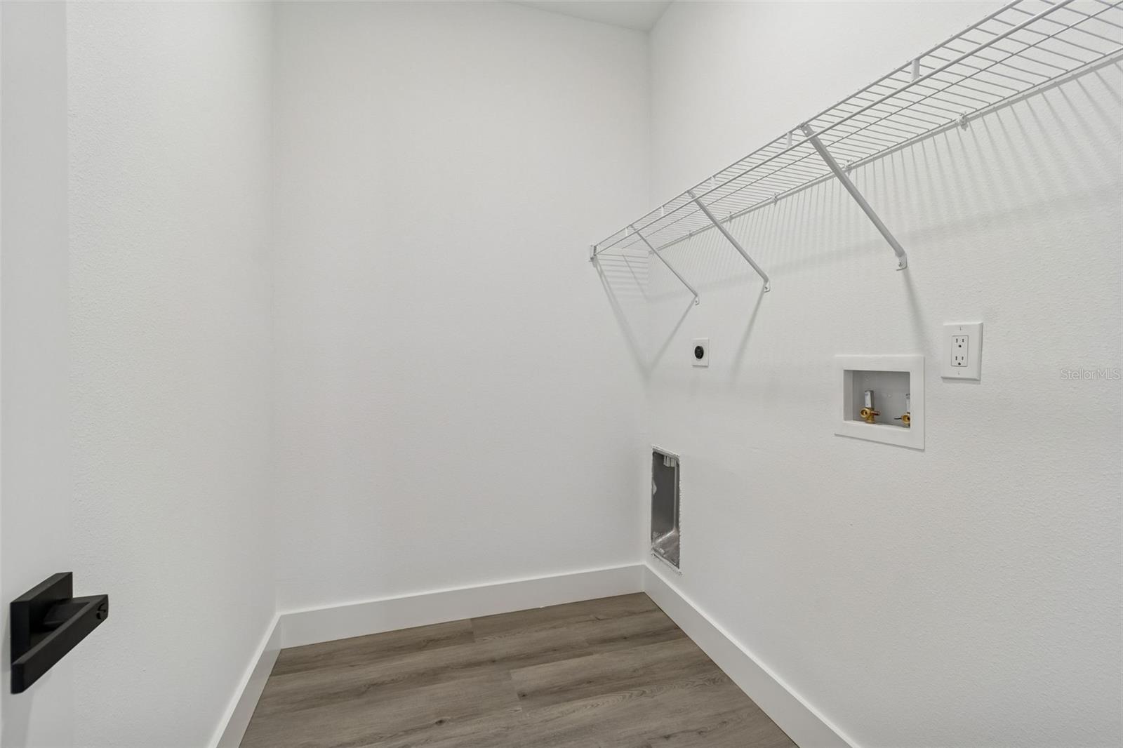 PARK LAWN - Residential