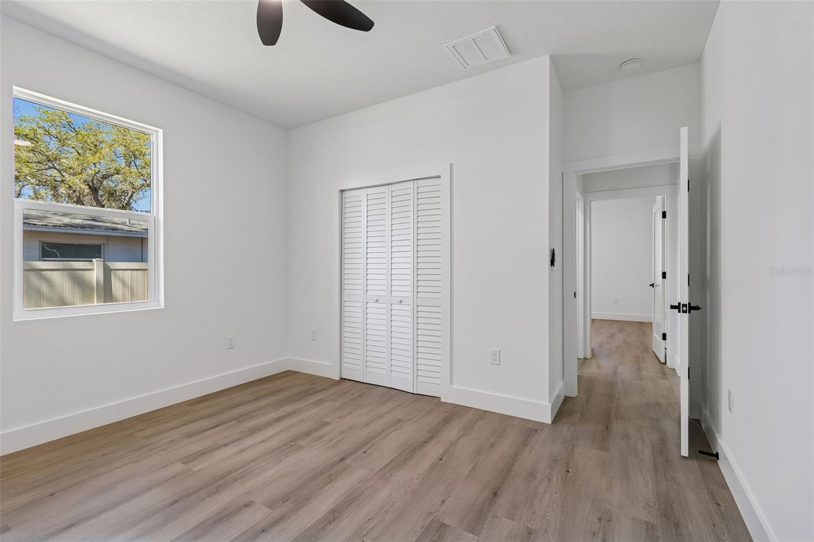 PARK LAWN - Residential