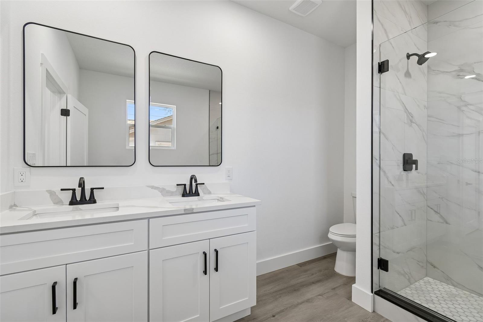 PARK LAWN - Residential