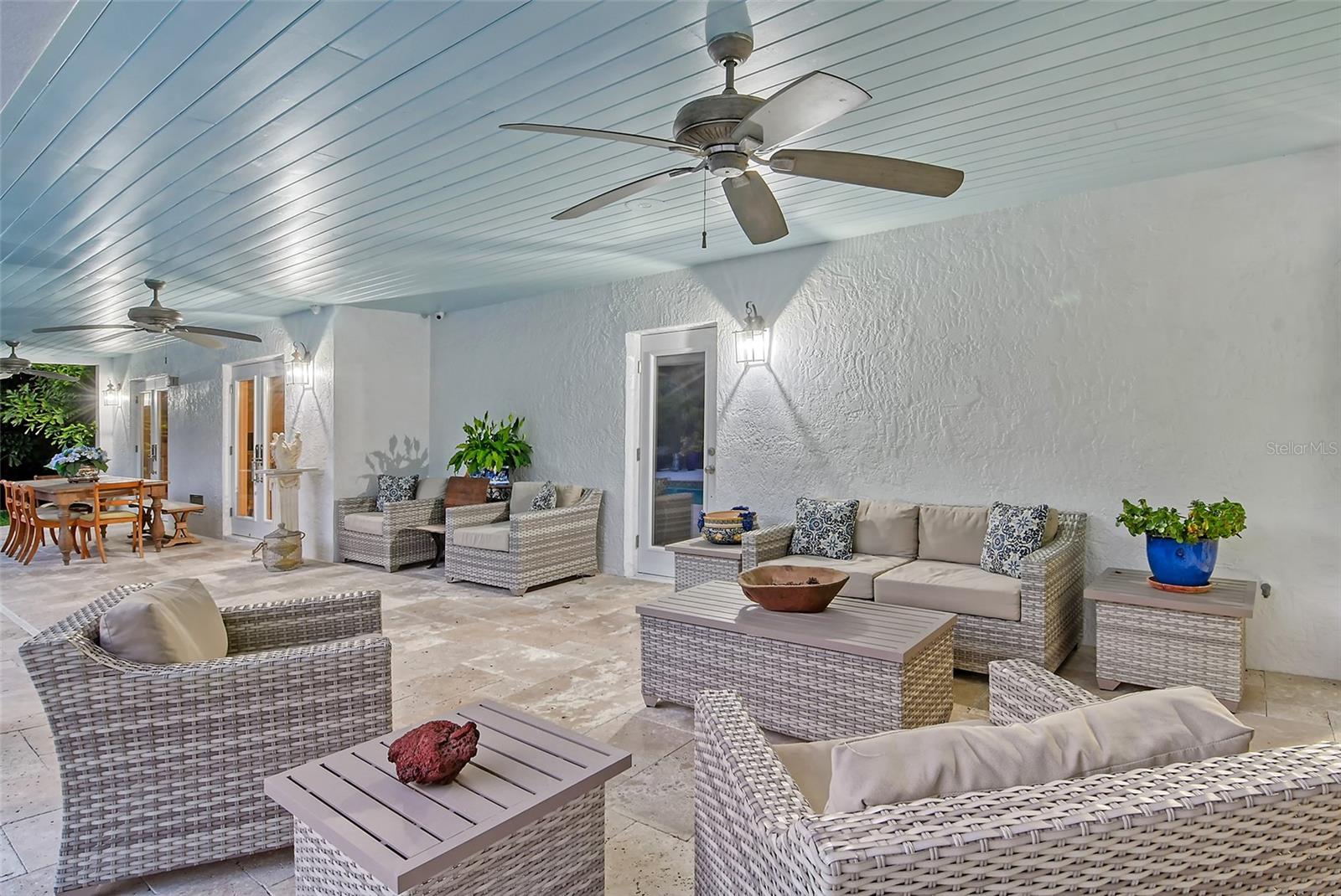 BAY ISLAND PARK - Residential