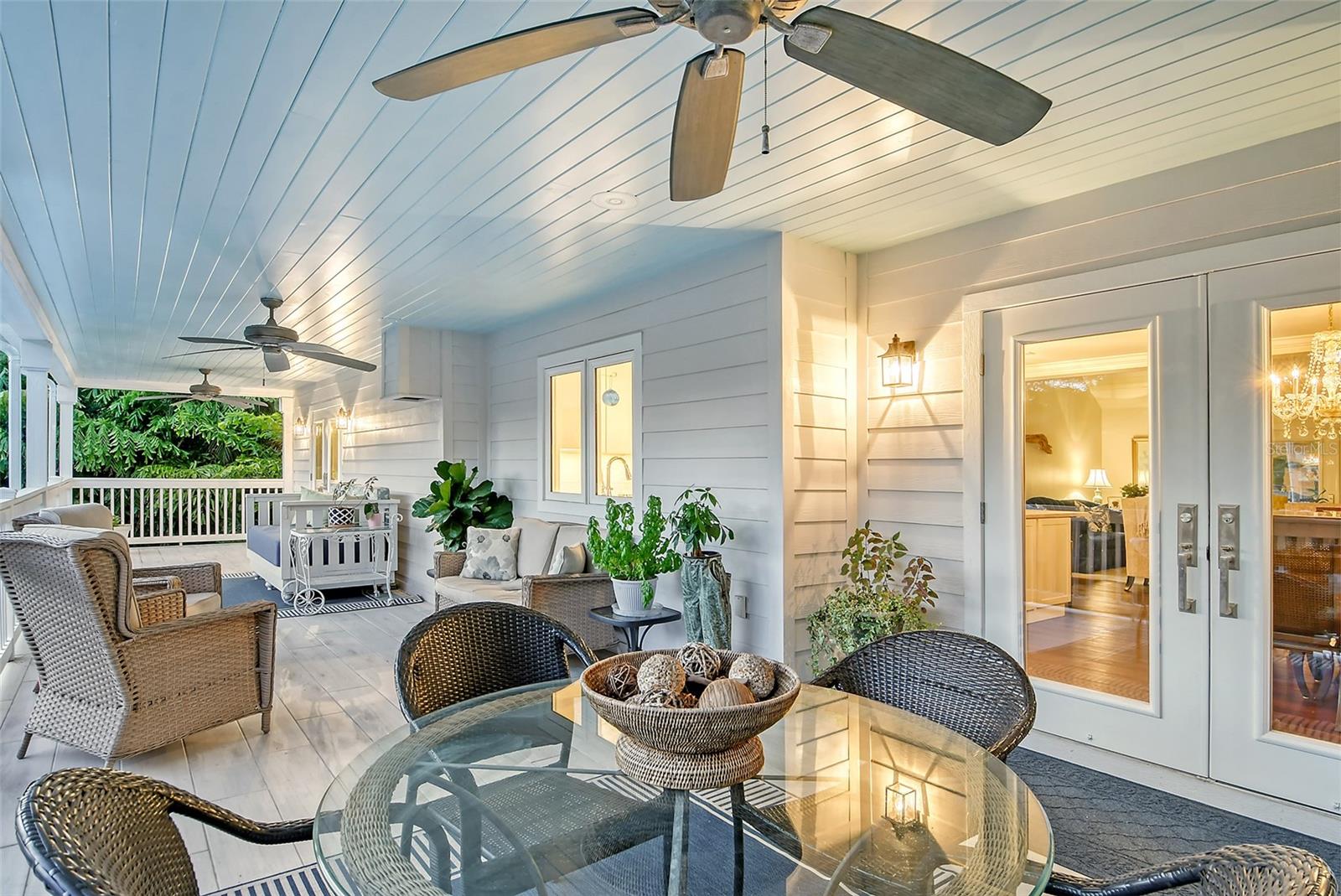 BAY ISLAND PARK - Residential