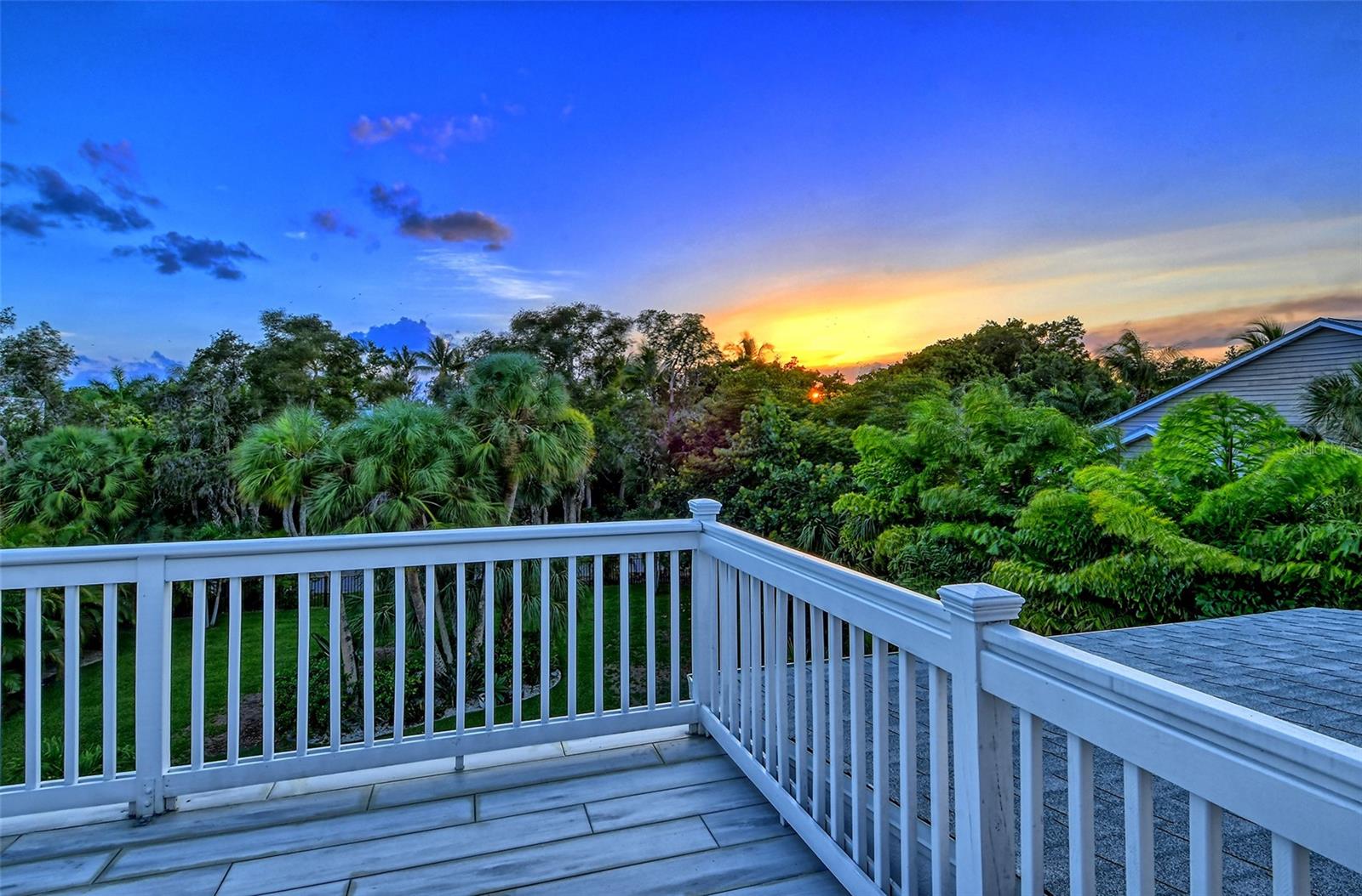 BAY ISLAND PARK - Residential