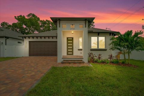 2724 W DEWEY STREET TAMPA FL 33607
