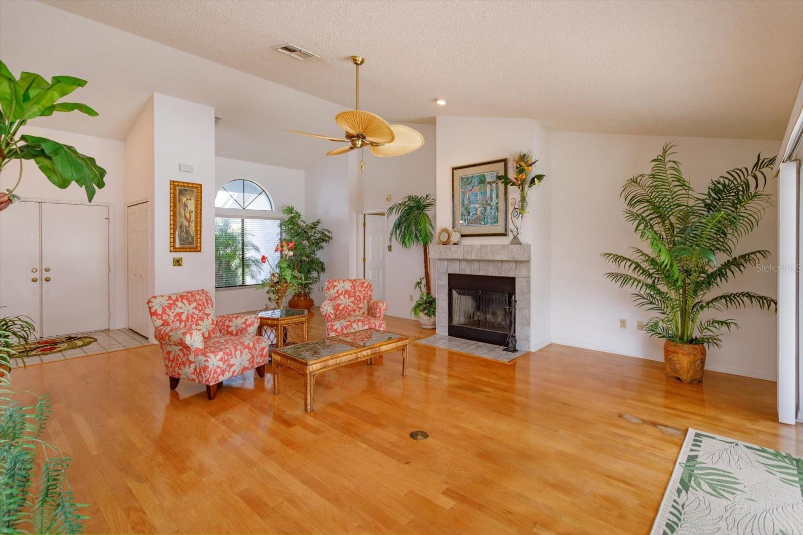 1134 SEAFARER LANE