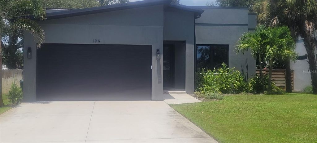 Photo of Old Trail, Nokomis, FL 34275 (MLS # A4661203)