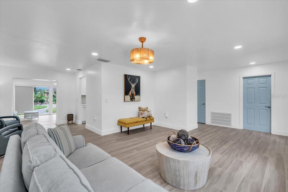 SYLVAN WOODS - Residential