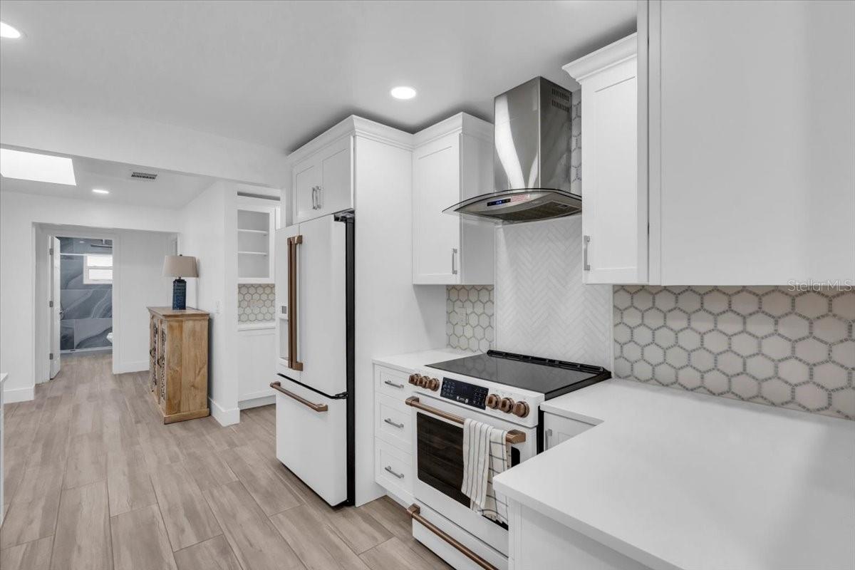SYLVAN WOODS - Residential