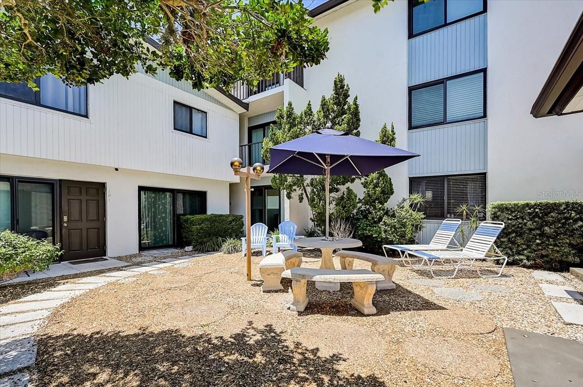 722 S BLVD OF THE PRESIDENTS 105