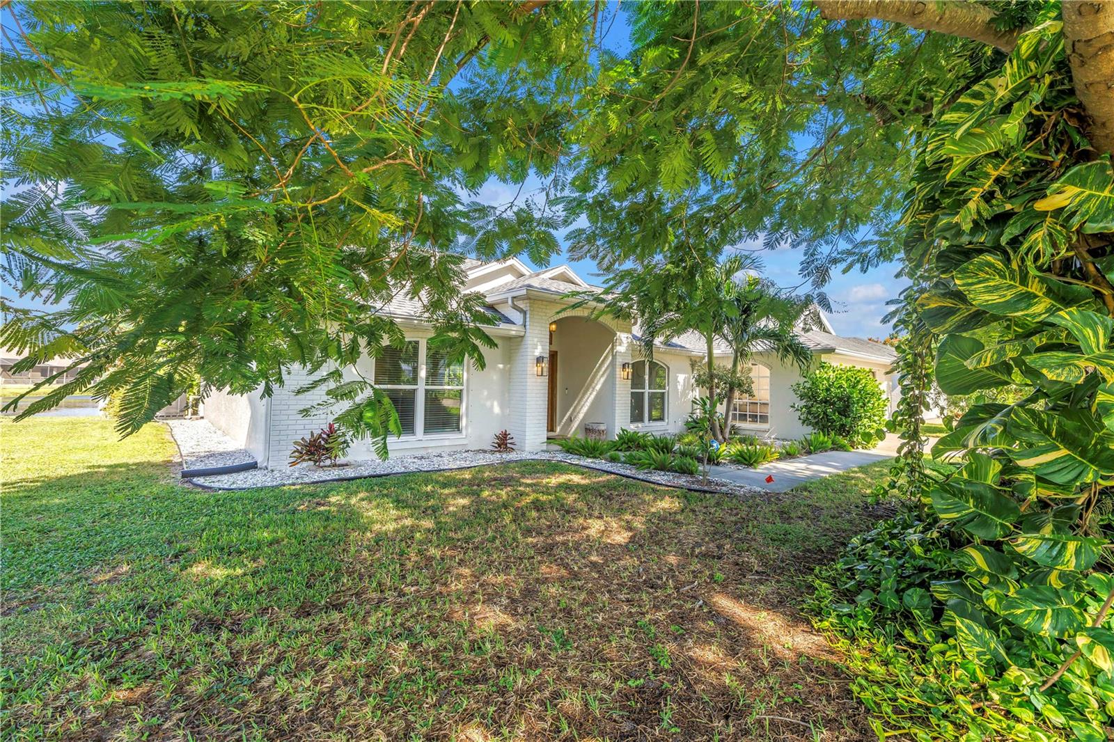 2505 ROY HANNA DRIVE S