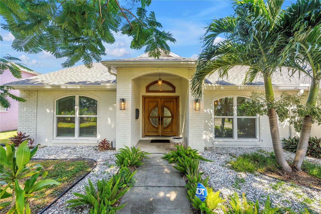 Photo of 2505 Roy Hanna Drive S, St Petersburg, FL 33712 (MLS # TB8432940)