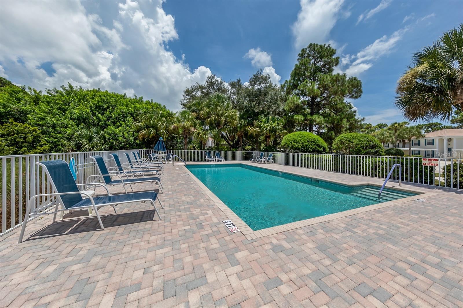 WEST LAKE GARDENS ST ANDREWS PARK - Residential Lease