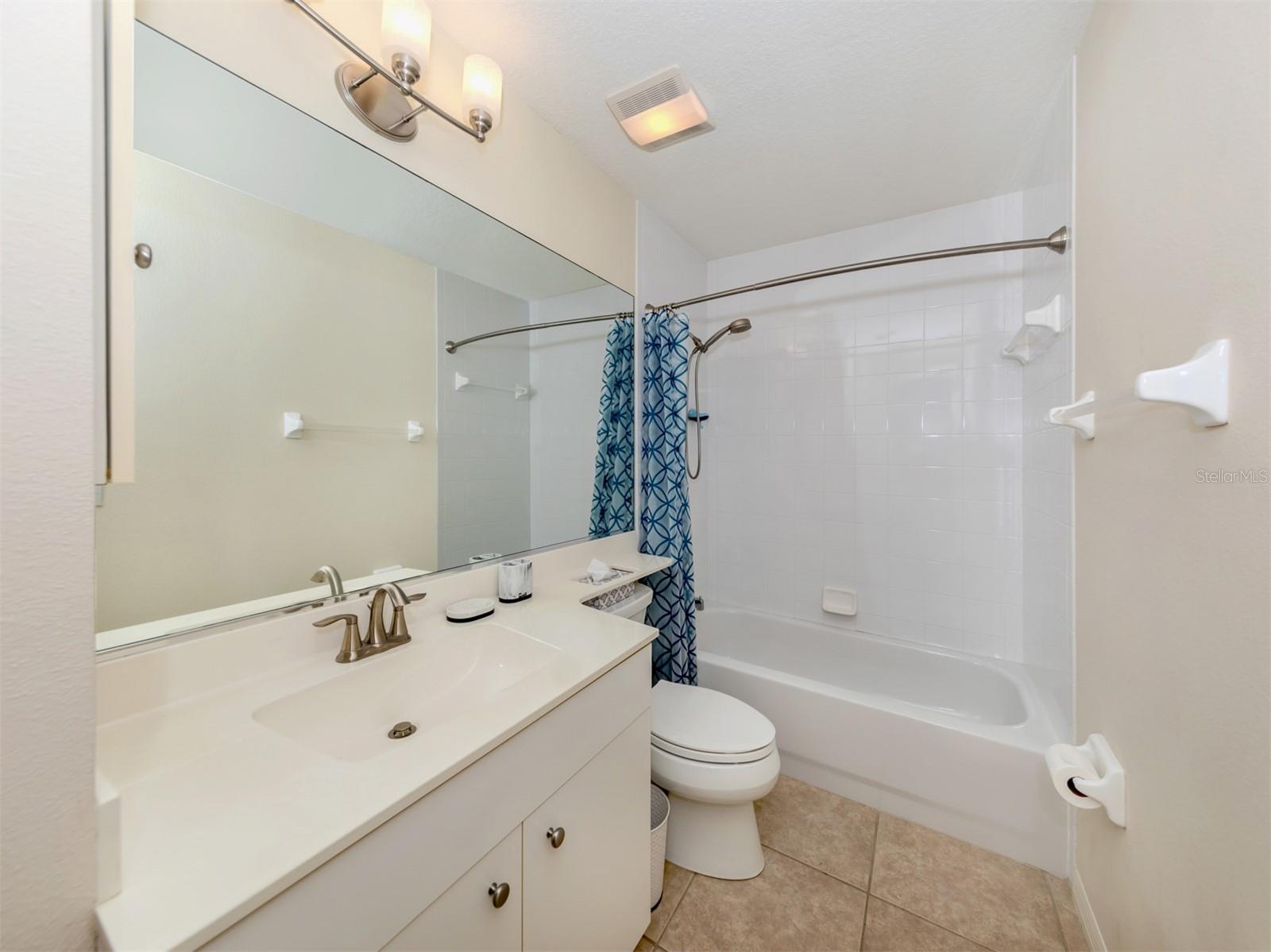 WEST LAKE GARDENS ST ANDREWS PARK - Residential Lease