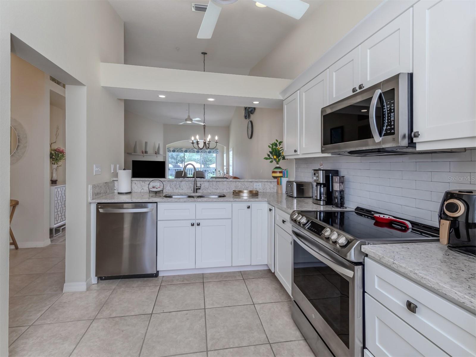 WEST LAKE GARDENS ST ANDREWS PARK - Residential Lease