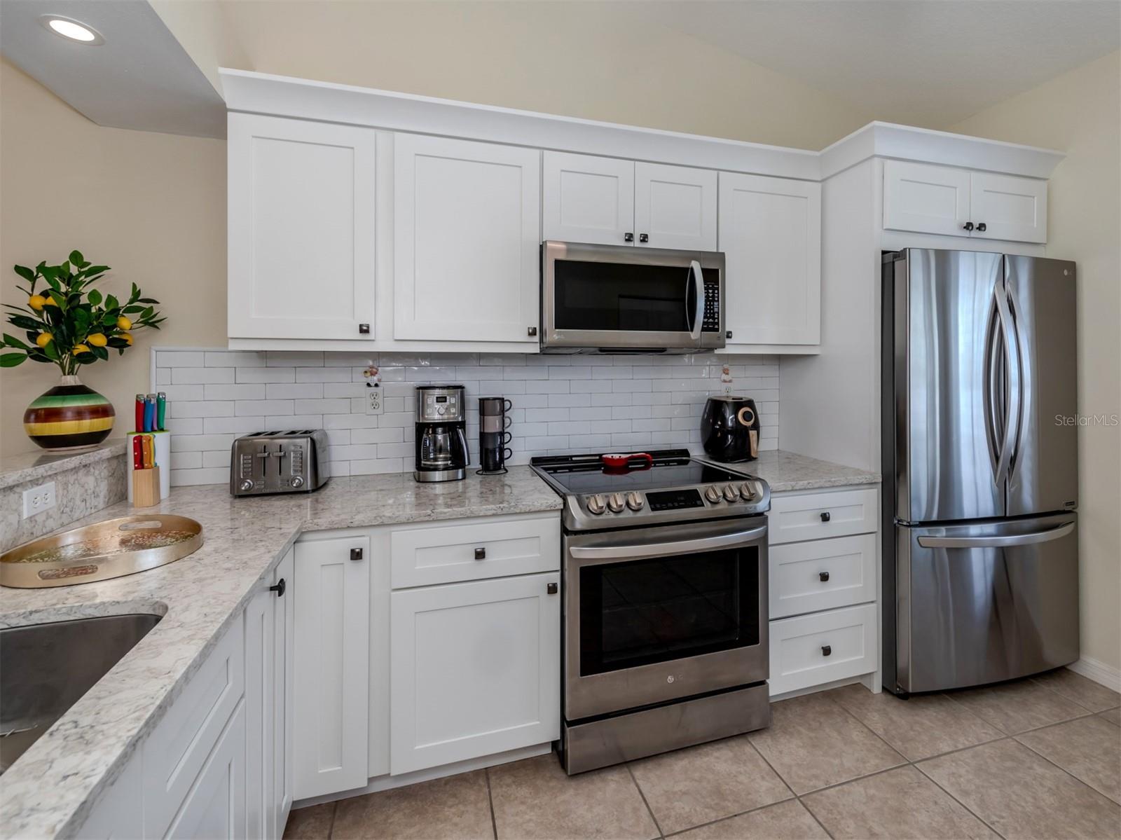WEST LAKE GARDENS ST ANDREWS PARK - Residential Lease
