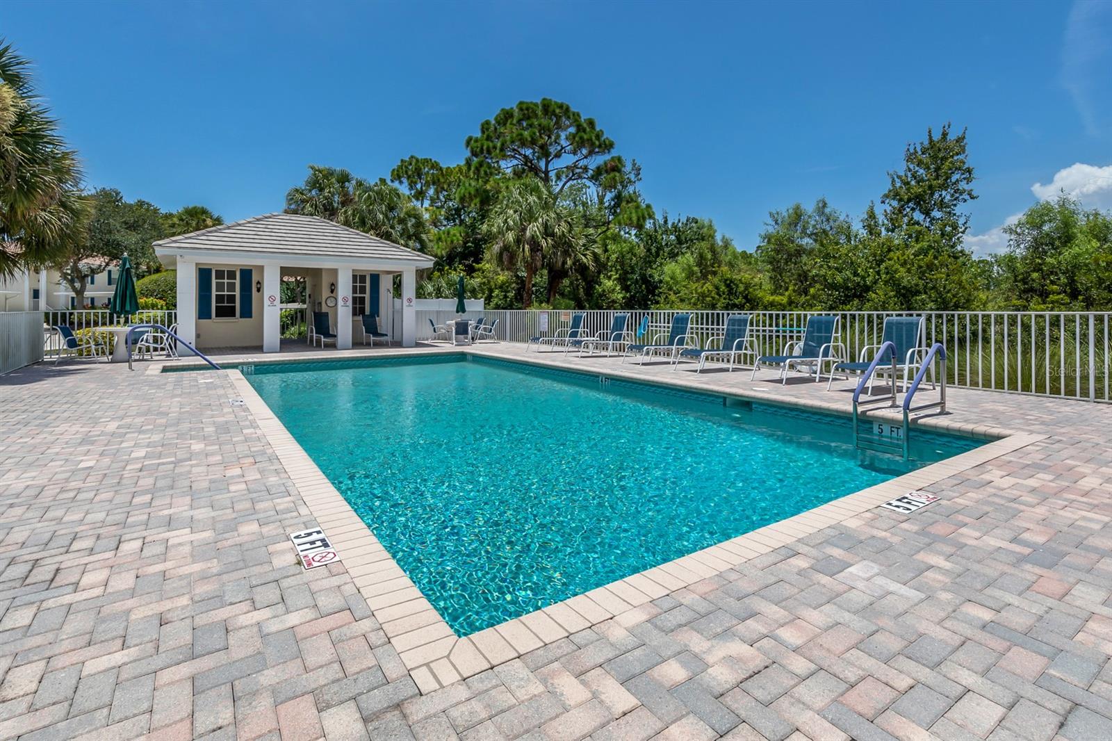 WEST LAKE GARDENS ST ANDREWS PARK - Residential Lease