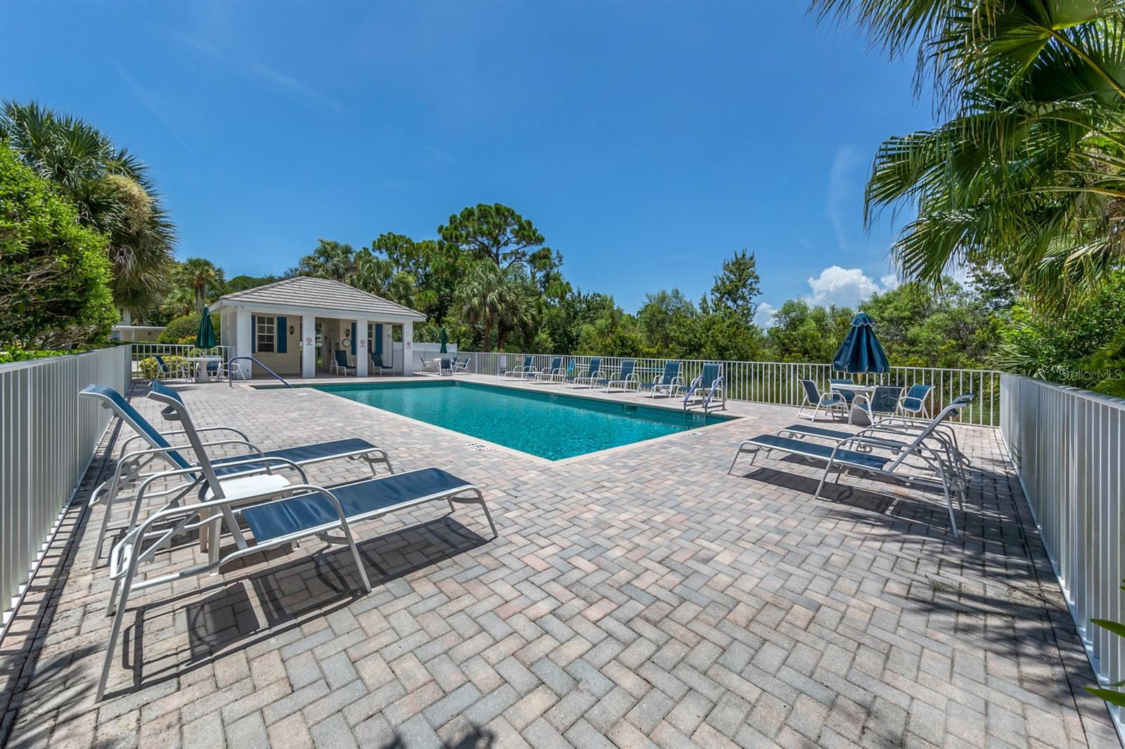 WEST LAKE GARDENS ST ANDREWS PARK - Residential Lease
