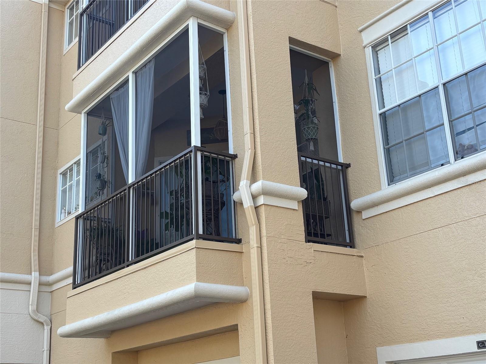 OXFORD PLACE AT TAMPA PALMS A - Residential
