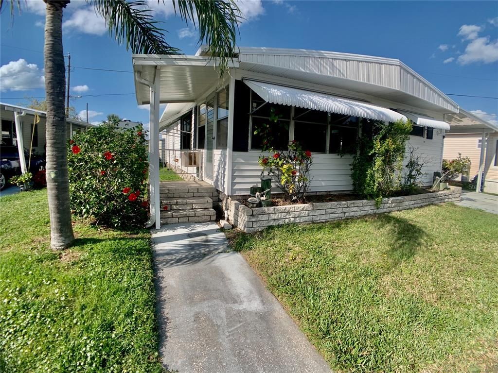 Photo of 371 TAMPICO DRIVE, PALMETTO, FL 34221 (MLS # A4530381)