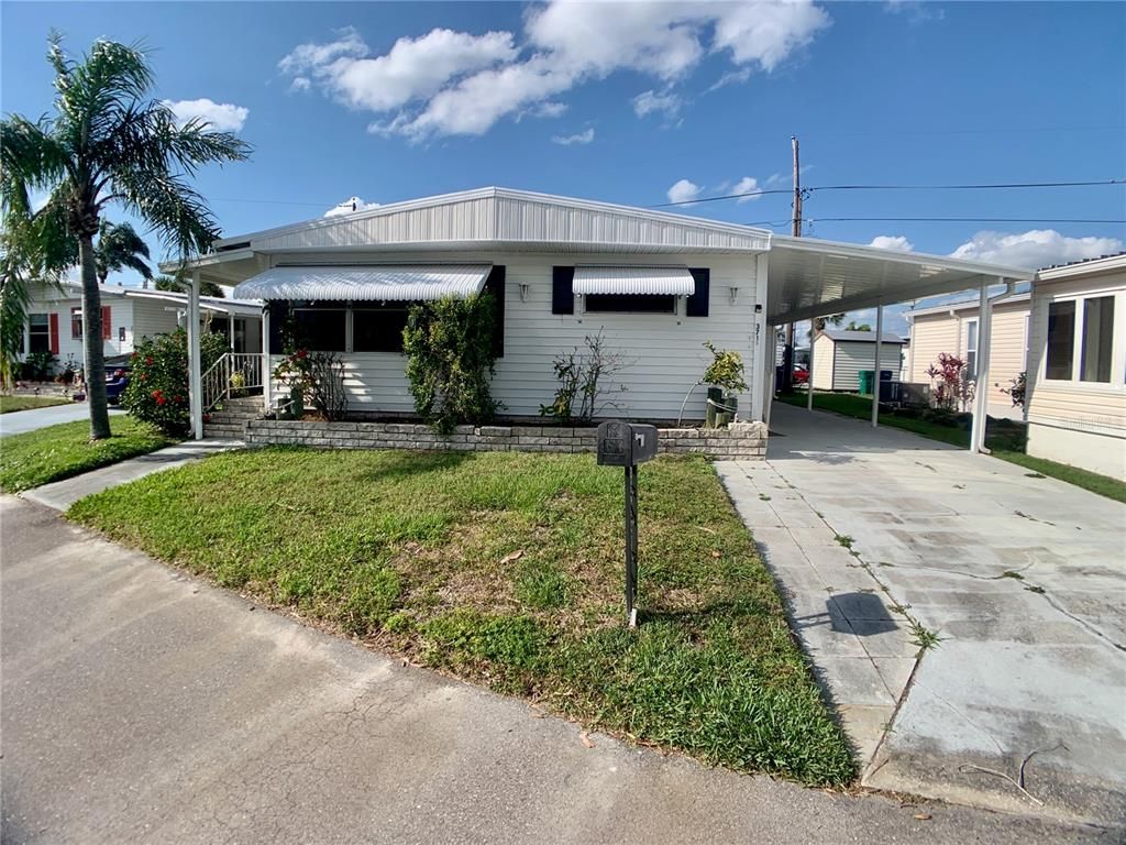 Photo of 371 TAMPICO DRIVE, PALMETTO, FL 34221 (MLS # A4530381)