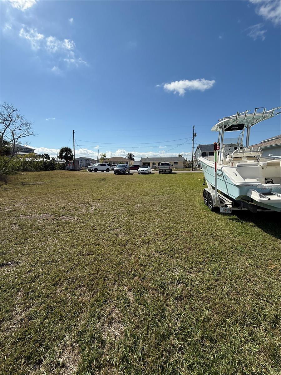 HUDSON BEACH ESTATES - Land