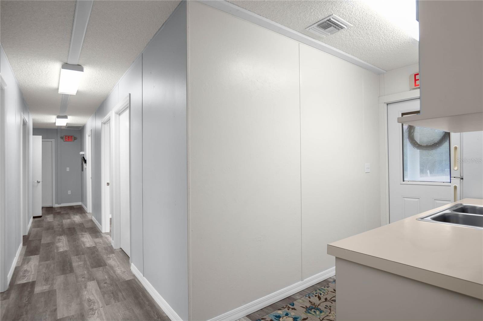 ANGUS HILLS - Commercial Sale