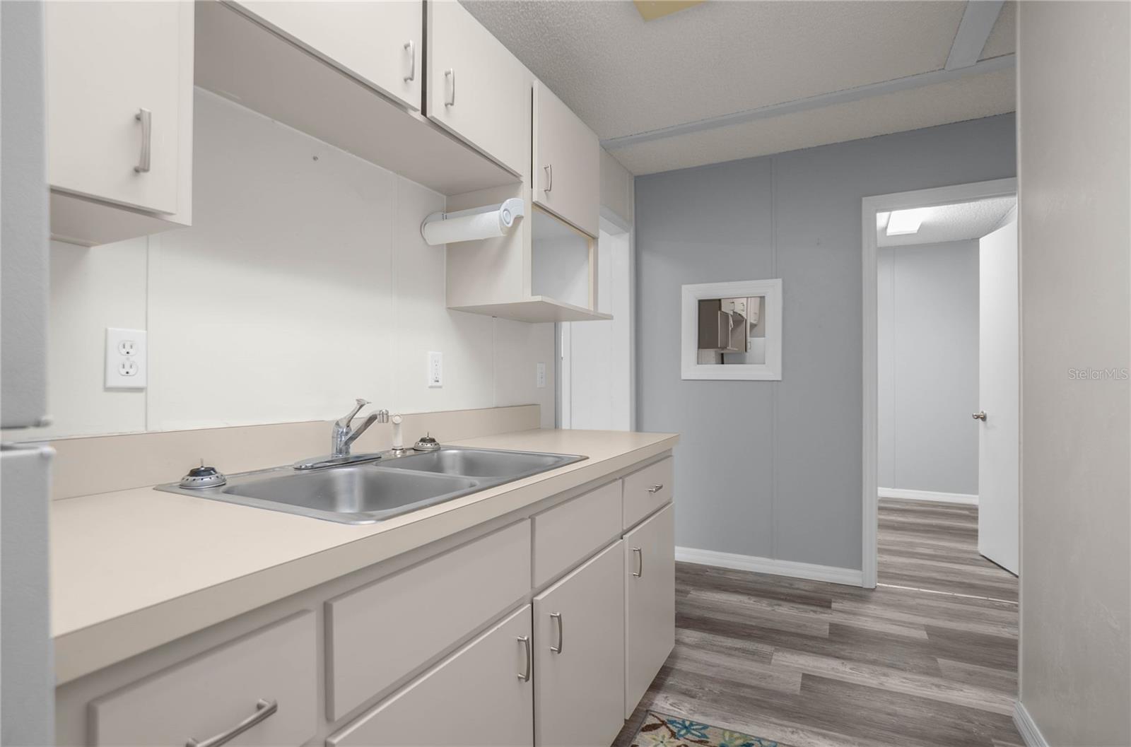 ANGUS HILLS - Commercial Sale