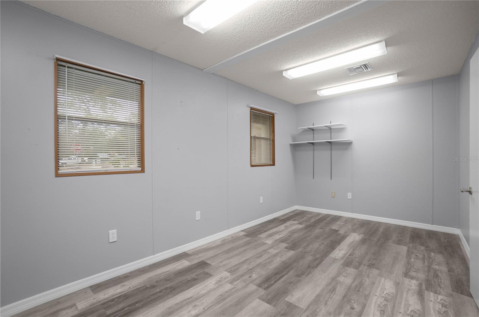 ANGUS HILLS - Commercial Sale