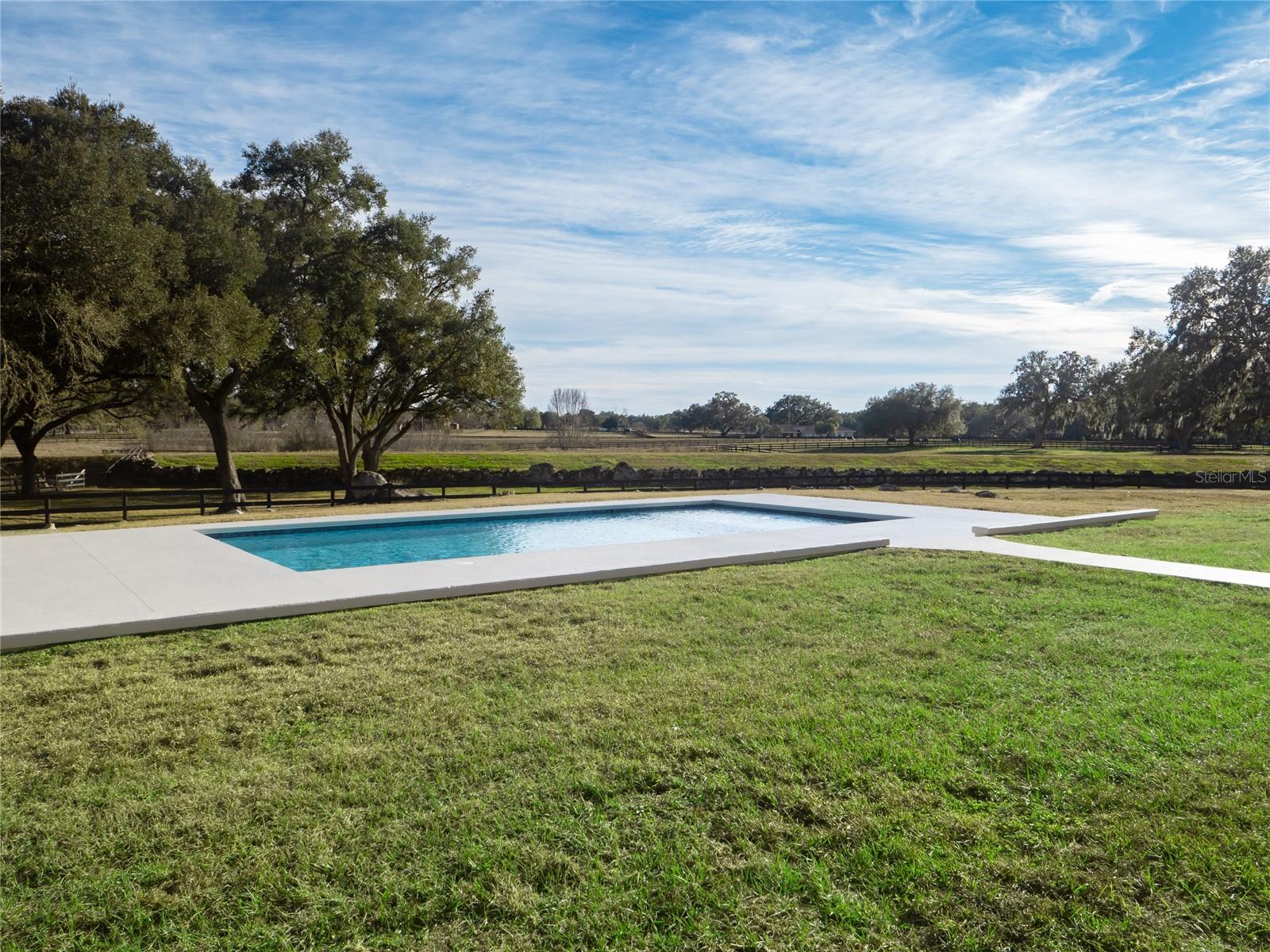 PINNACLE PARK - Farm