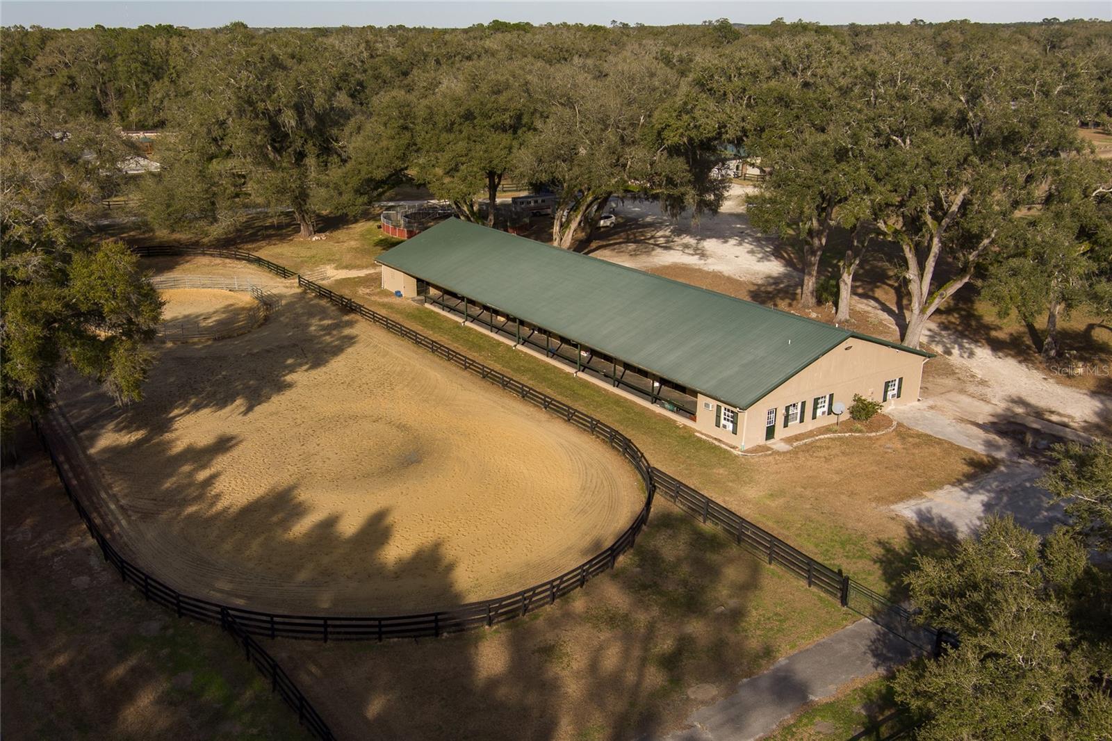 PINNACLE PARK - Farm