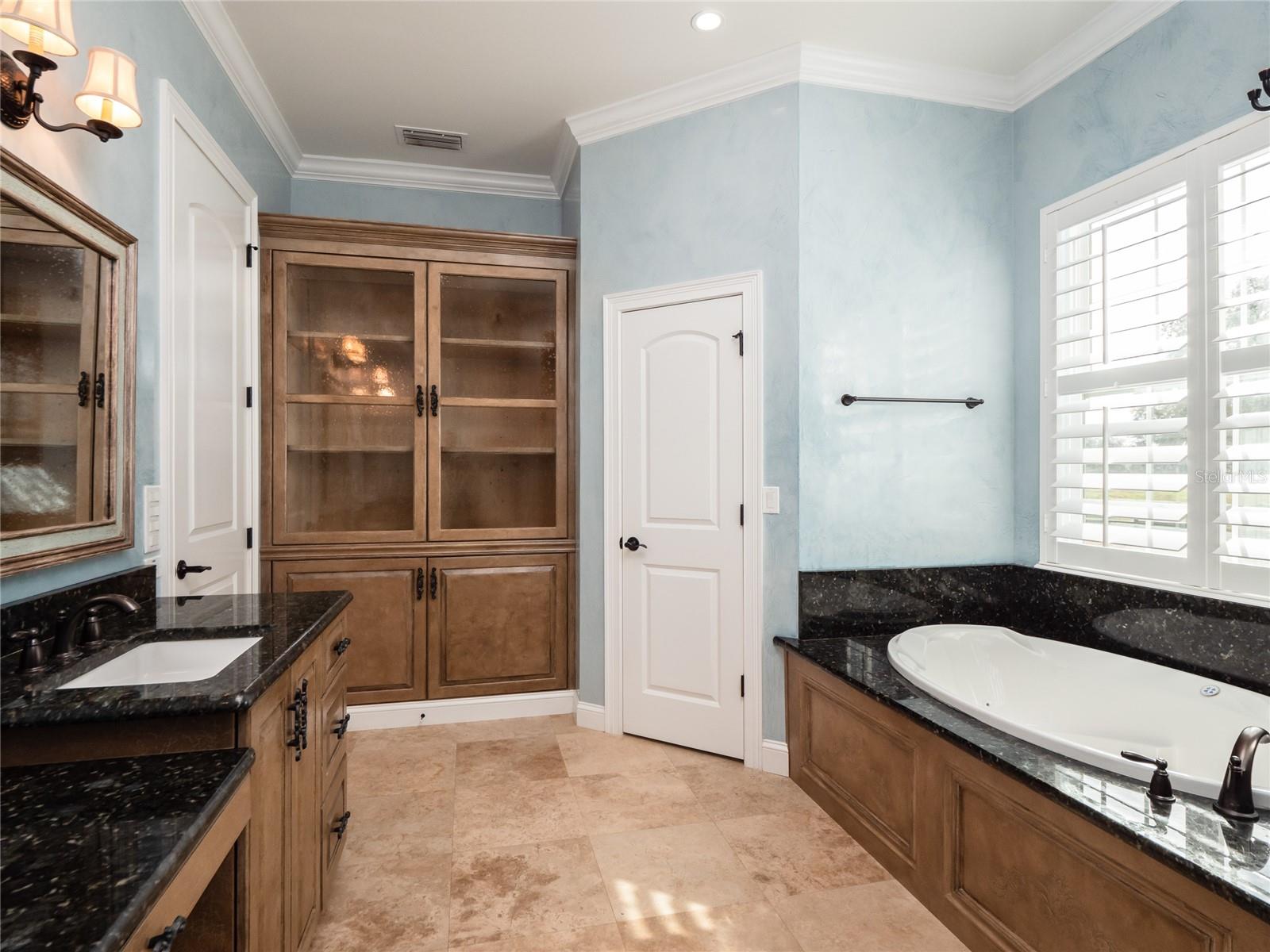 PINNACLE PARK - Farm