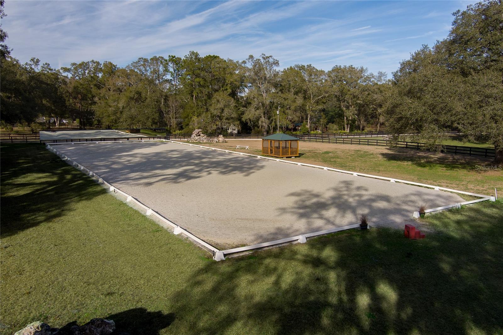 PINNACLE PARK - Farm