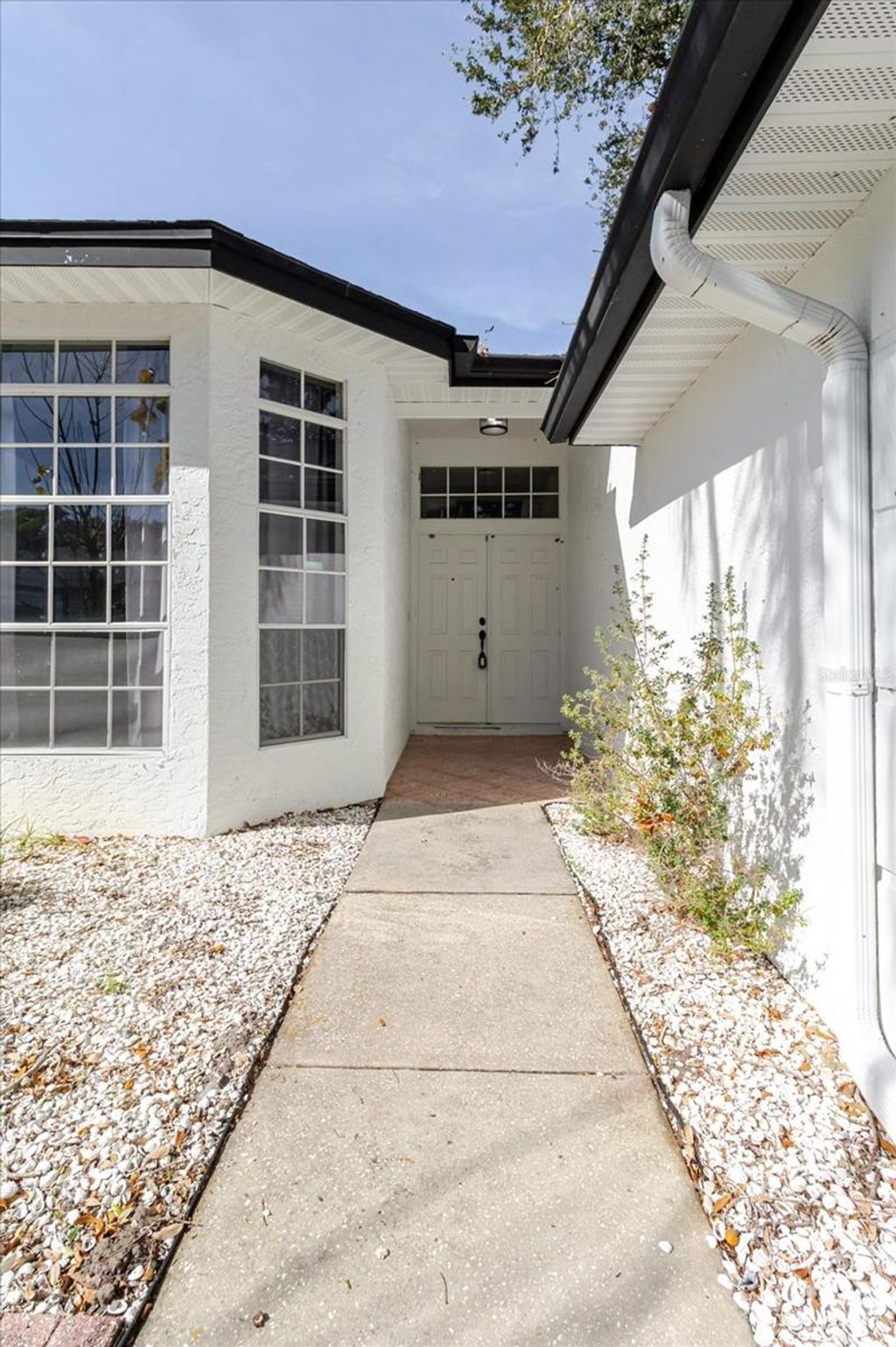 Photo of 1638 Polo Club Drive, Tarpon Springs, FL 34689 (MLS # TB8467974)