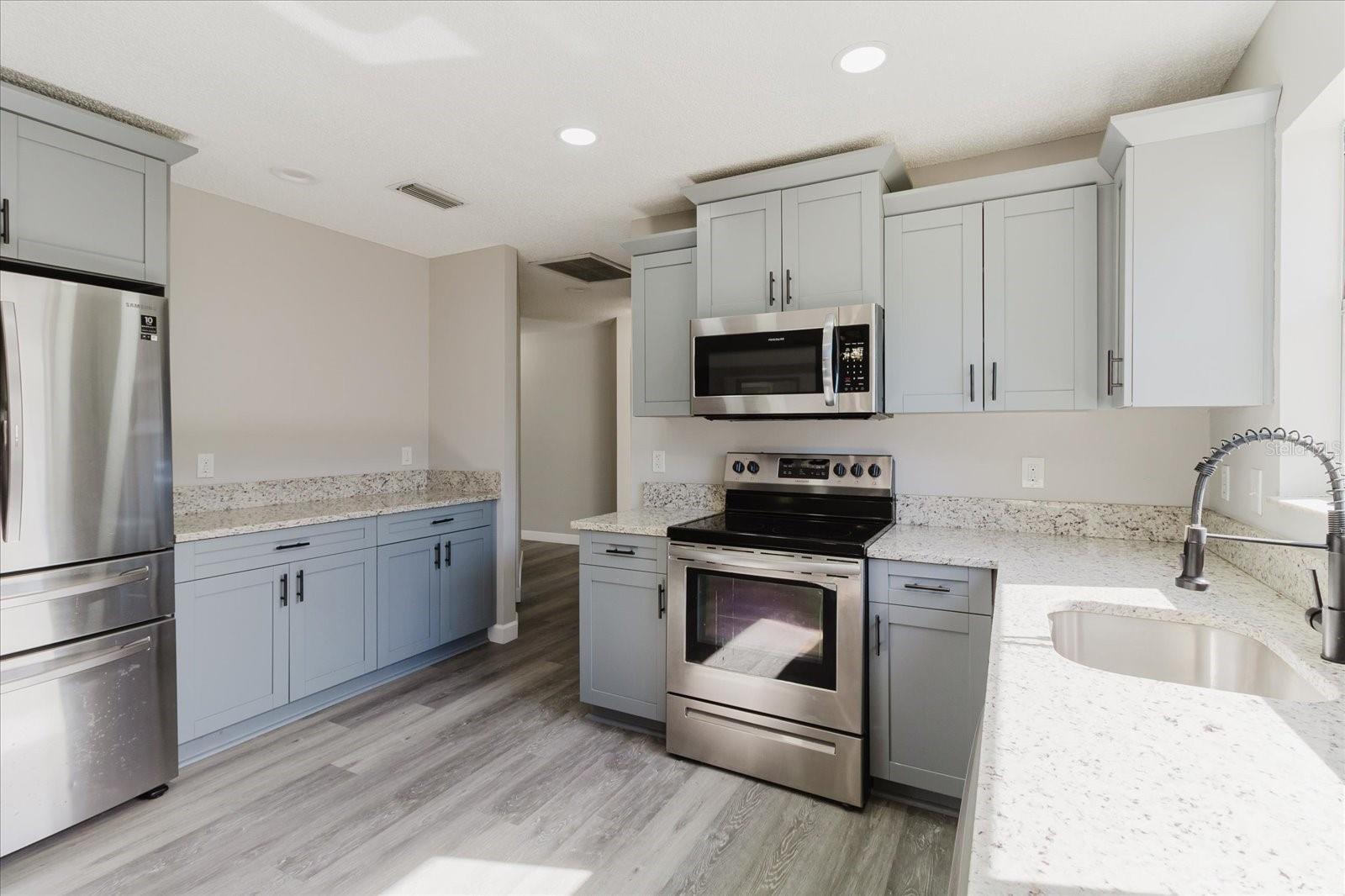 HARBOR WOODS NORTH - Residential