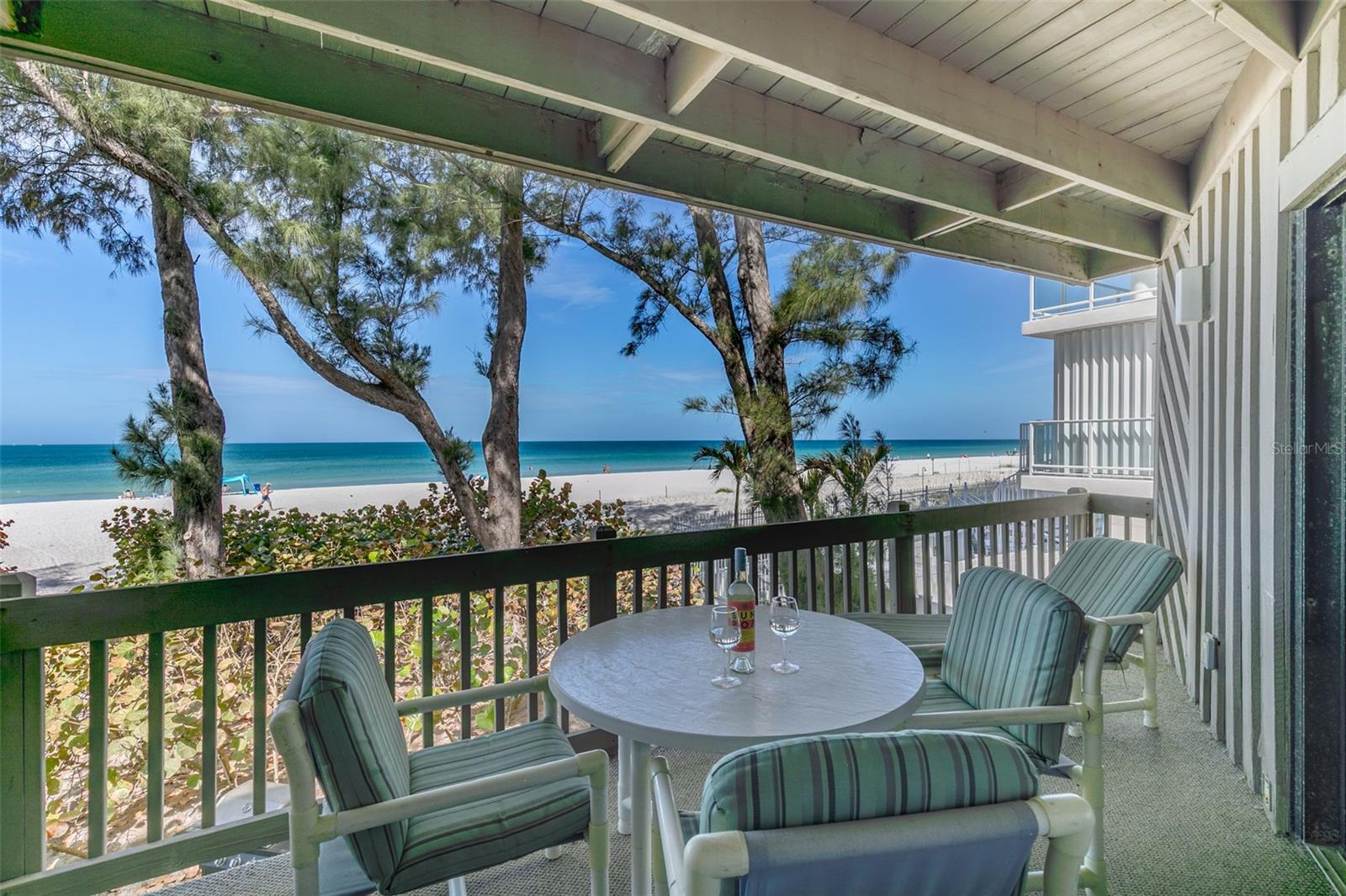 PIPERS RUN CONDO - Residential