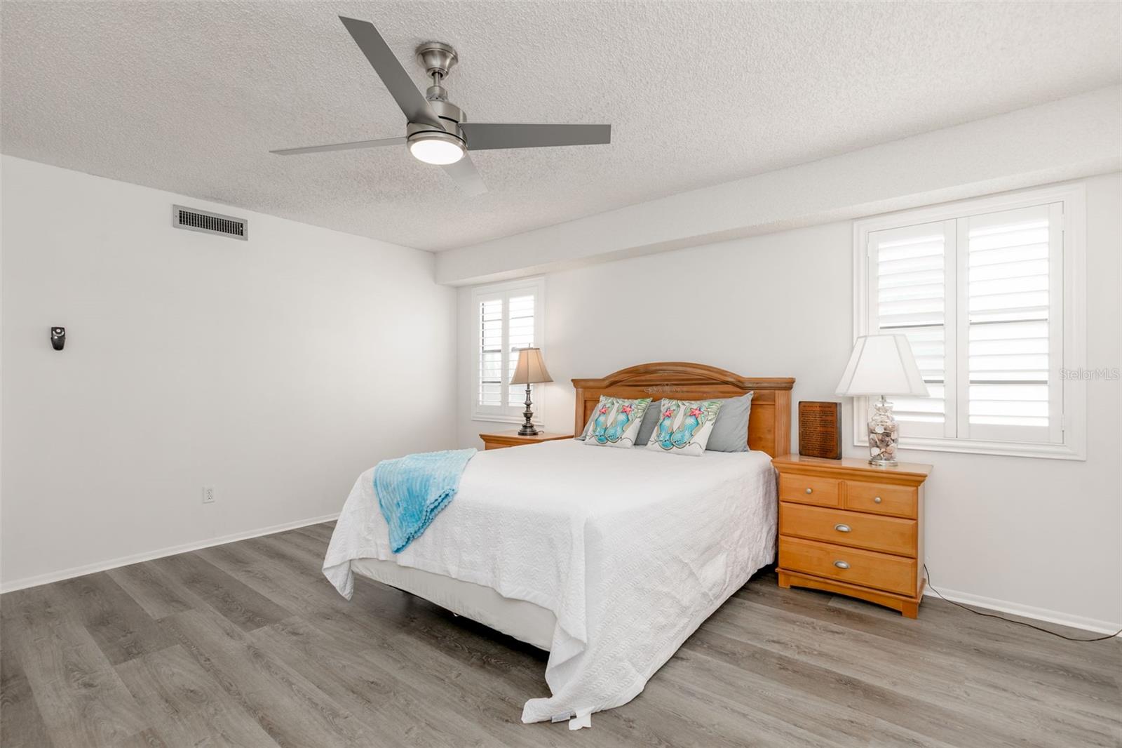 PIPERS RUN CONDO - Residential