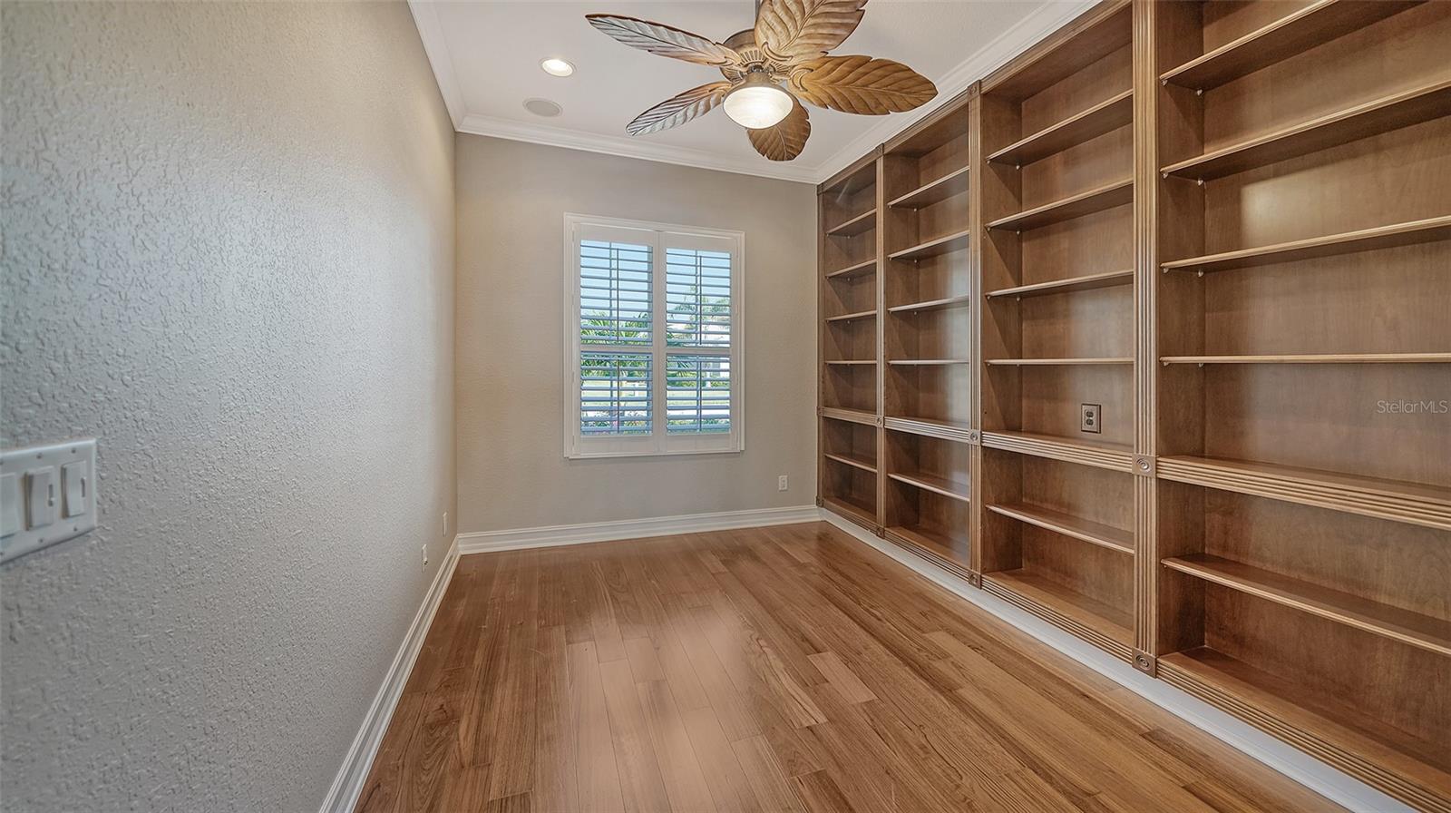 VENETIAN GOLF & RIV CLUB PH 3 - Residential