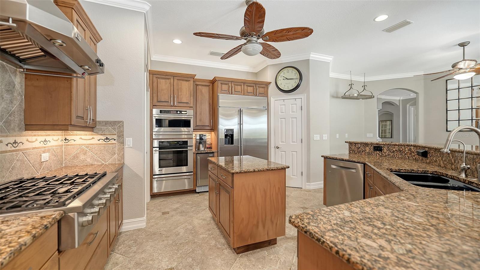 VENETIAN GOLF & RIV CLUB PH 3 - Residential