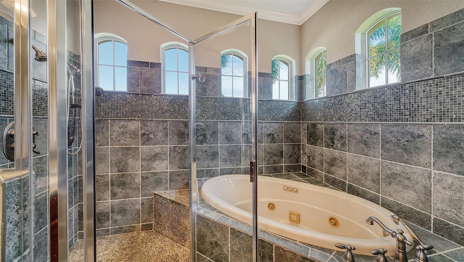 VENETIAN GOLF & RIV CLUB PH 3 - Residential