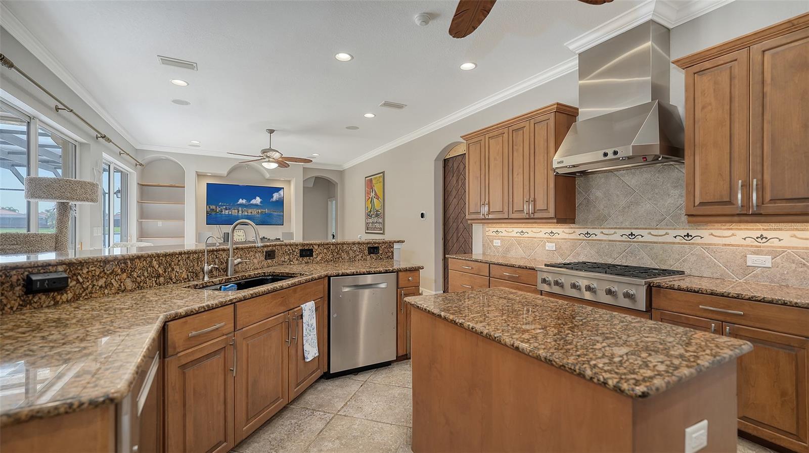 VENETIAN GOLF & RIV CLUB PH 3 - Residential