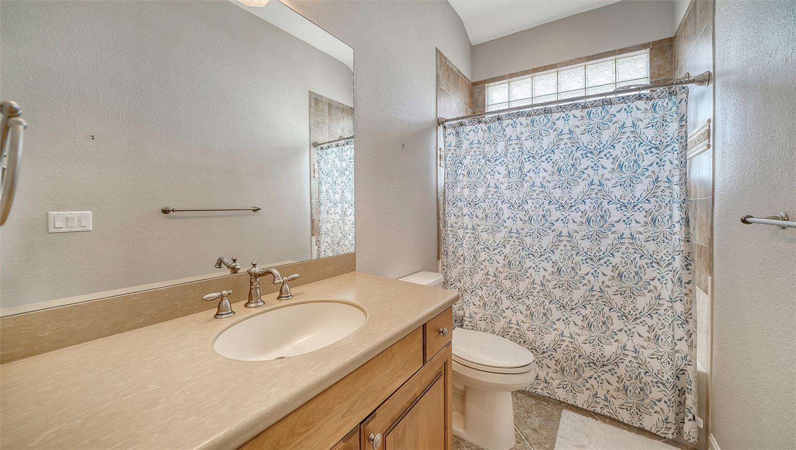 VENETIAN GOLF & RIV CLUB PH 3 - Residential
