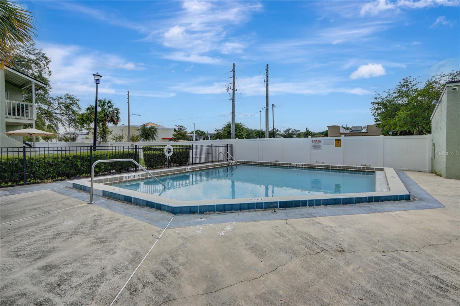 5833 LA COSTA DRIVE S