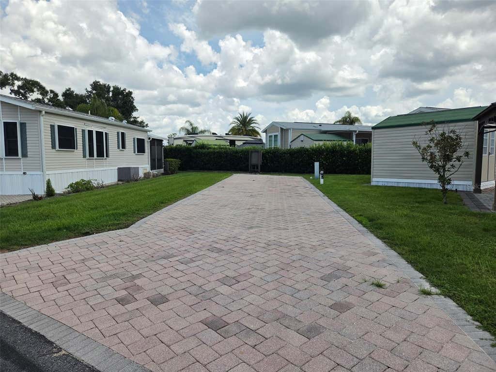 Photo of 2408 Citrus Tree Road, Clermont, FL 34714 (MLS # O6432593)