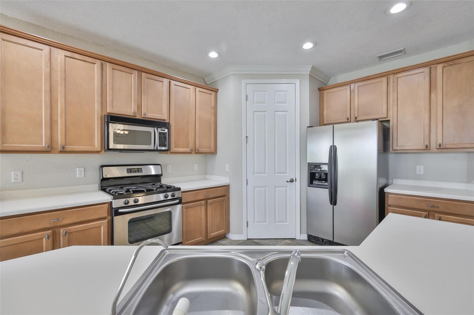 TOSCANA AT RENAISSANCE A CONDO - Residential