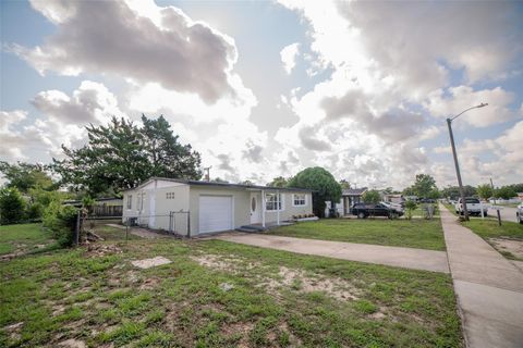 A home in DAYTONA BEACH